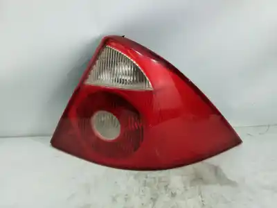 Автозапчасти б/у правый задний фонарь за ford mondeo berlina (ge) ambiente (06.2003->) (d) 116 cv / 85 kw ссылки oem iam 7s71-13404-a  