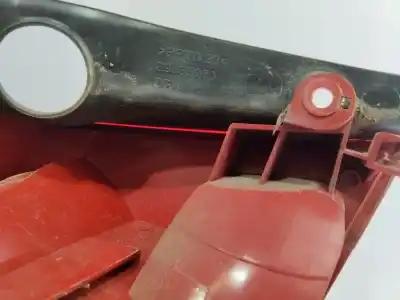 Second-hand car spare part right tailgate light for renault clio iii authentique oem iam references 89035080  