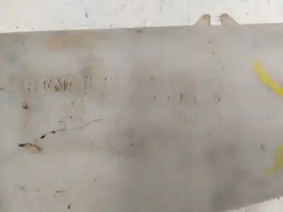 Second-hand car spare part windscreen washer bottle for renault clio iii authentique oem iam references 8200212701  