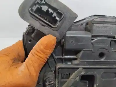 Recambio de automóvil de segunda mano de cerradura puerta trasera izquierda para seat arona style referencias oem iam a5e-5ta839015e  