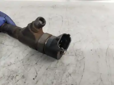 Second-hand car spare part INJECTOR for CITROEN C5 BERLINA  OEM IAM references 9641742880  
