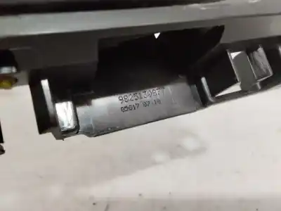 Peça sobressalente para automóvel em segunda mão puxador interior traseiro esquerdo por citroen c3 elle referências oem iam 9825130877  