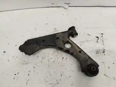 Pezzo di ricambio per auto di seconda mano braccio sospensione inferiore anteriore destro per opel corsa d color edition riferimenti oem iam 