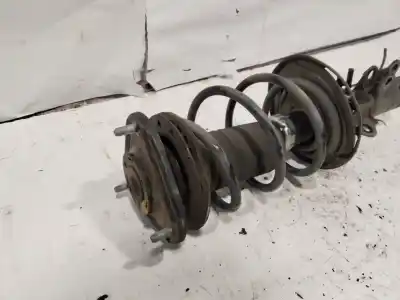 Peça sobressalente para automóvel em segunda mão amortecedor dianteiro esquerdo por toyota auris active referências oem iam   