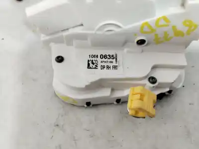 Peça sobressalente para automóvel em segunda mão fechadura da porta dianteira direita por mg rover mg hs 1.5 ehs hybrid (csa6463) referências oem iam 10640635  