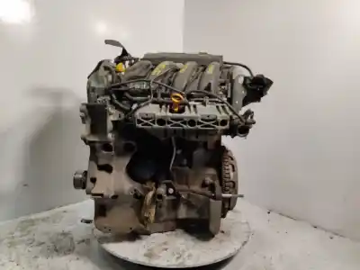 Piesă de schimb auto la mâna a doua MOTOR COMPLET pentru DACIA DUSTER  Referințe OEM IAM K4MA606  
