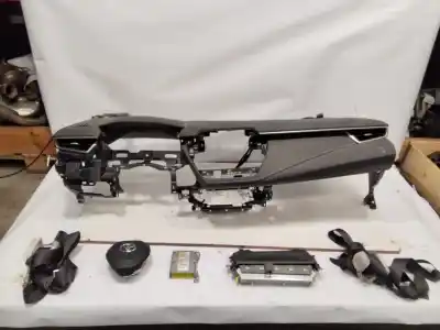 Pezzo di ricambio per auto di seconda mano kit airbag per toyota corolla (e21) hybrid style 140 cv / 103 kw riferimenti oem iam   