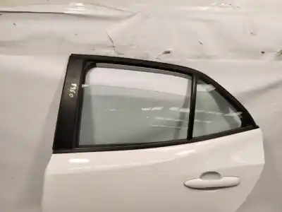 Pezzo di ricambio per auto di seconda mano porta posteriore sinistra per toyota corolla (e21) hybrid style 140 cv / 103 kw riferimenti oem iam 