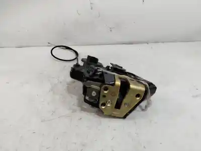 Peça sobressalente para automóvel em segunda mão fechadura da porta traseira direita por toyota corolla (e12) 2.0 d-4d linea terra berlina referências oem iam 