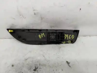 Pezzo di ricambio per auto di seconda mano interruttore alzacristalli anteriore destro per toyota corolla (e21) hybrid style 140 cv / 103 kw riferimenti oem iam 74231-02f60