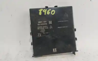 Pezzo di ricambio per auto di seconda mano modulo elettronico per toyota corolla (e21) hybrid style 140 cv / 103 kw riferimenti oem iam 8999002471  