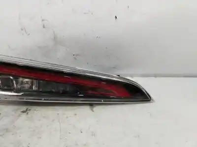 Second-hand car spare part interior left tailgate light for toyota corolla (e21) hybrid style 140 cv / 103 kw oem iam references e426455  