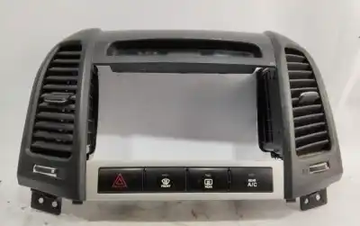 Автозапчастина б/у аератор для hyundai santa fe (bm) 2.2 crdi cat посилання на oem iam 945102b000