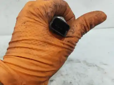 Second-hand car spare part distributor pipe for citroen c2 audace oem iam references 9654592680  