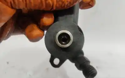 Second-hand car spare part injector for volvo xc90 d5 executive (7 asientos) (136kw) oem iam references 30777314  