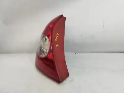 Second-hand car spare part left tailgate light for renault clio ii fase ii (b/cb0) authentique oem iam references 8200071413  