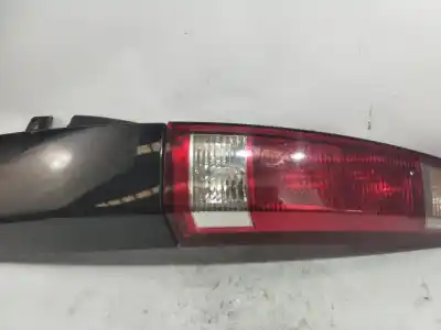 Peça sobressalente para automóvel em segunda mão farolim traseiro direito por opel meriva blue line referências oem iam 93295363  