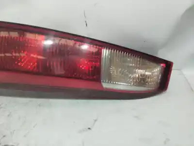 Peça sobressalente para automóvel em segunda mão farolim traseiro direito por opel meriva blue line referências oem iam 93295363  