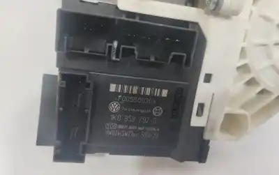 Pezzo di ricambio per auto di seconda mano motore alzacristalli anteriore destro per volkswagen passat b6 variant (3c5) 2.0 tdi 16v riferimenti oem iam 1k0959792g  