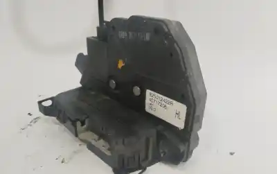 Pezzo di ricambio per auto di seconda mano serratura porta posteriore sinistra per renault captur adventure riferimenti oem iam 825012422r  
