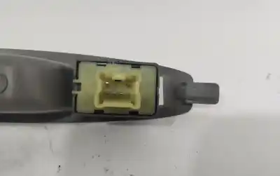 Peça sobressalente para automóvel em segunda mão botão / interruptor elevador vidro traseiro esquerdo por renault captur adventure referências oem iam 829614619r