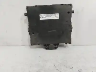 Second-hand car spare part fuse box unit for renault kangoo ii (f/kw0) expression 109 cv / 80 kw oem iam references 8200924042   Second-hand car spare part fuse box unit for renault kangoo ii (f/kw0) expression 109 cv / 80 kw oem iam references 8200924042