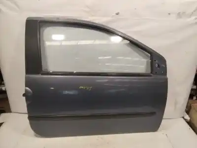 Peça sobressalente para automóvel em segunda mão porta dianteira direita por renault twingo dynamique referências oem iam   