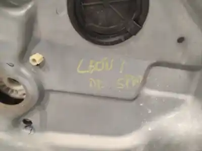 Автозапчастина б/у регулятор вікна передній лівий для seat leon (1m1) * посилання на oem iam 1m0837755   Автозапчастина б/у регулятор вікна передній лівий для seat leon (1m1) * посилання на oem iam 1m0837755