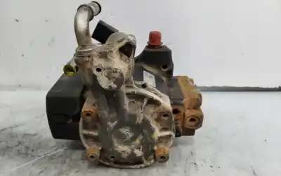 Pezzo di ricambio per auto di seconda mano POMPA DINIEZIONE per VW GOLF VI (5K1)  Riferimenti OEM IAM 03L130755E  