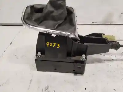 Pièce détachée automobile d'occasion Levier pour OPEL ASTRA J (P10) 1.7 CDTI (68) Références OEM IAM 55563829  