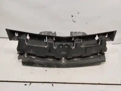 Second-hand car spare part front grille for renault kangoo furgón confort oem iam references 8200436706