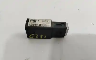 Peça sobressalente para automóvel em segunda mão módulo eletrônico por peugeot 2008 (p1) (e-) active 78 cv / 57 kw referências oem iam 9831377180