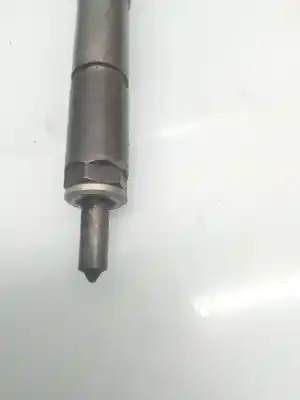 Peça sobressalente para automóvel em segunda mão injetor por toyota corolla (e12) 1.4 d-4d luna compact referências oem iam 2367033040  