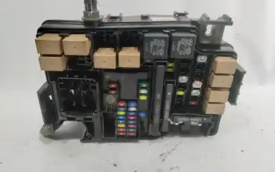 Pièce détachée automobile d'occasion boîtes à fusibles pour hyundai i30 (pd) go références oem iam 