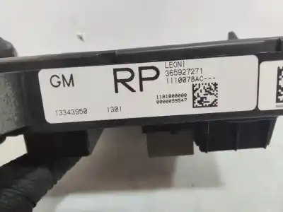 Peça sobressalente para automóvel em segunda mão caixa de fusíveis e relés por opel astra j (p10) 1.3 cdti (68) referências oem iam 365927271   Peça sobressalente para automóvel em segunda mão caixa de fusíveis e relés por opel astra j (p10) 1.3 cdti (68) referências oem iam 365927271