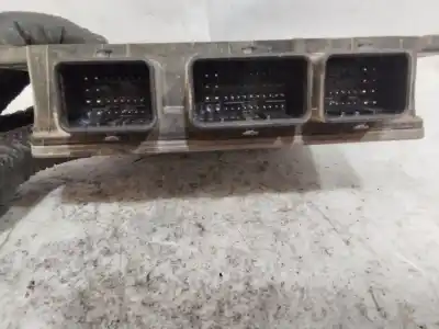 İkinci el araba yedek parçası Ecu Motor Kontrol Cihazi için RENAULT SCENIC II Confort Authentique 101 CV / 74 KW OEM IAM referansları 8200498188  