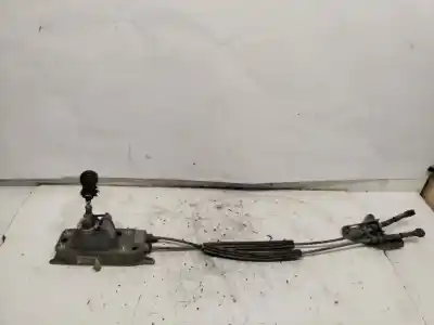 Pezzo di ricambio per auto di seconda mano LEVA DEL CAMBIO per SEAT LEON (1P1) Emocion Riferimenti OEM IAM 1K0711061061B  