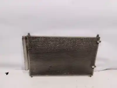 Peça sobressalente para automóvel em segunda mão condensador / radiador de ar condicionado por toyota auris active referências oem iam   