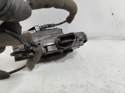 Pezzo di ricambio per auto di seconda mano serratura porta anteriore destra per renault captur life riferimenti oem iam 805022764r  