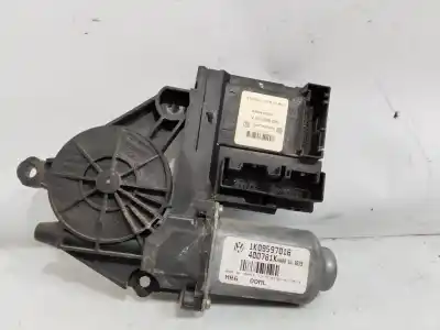 Gebrauchtes Autoersatzteil VORDERER LINKER FENSTERMOTOR zum VOLKSWAGEN TOURAN (1T1)  OEM-IAM-Referenzen 1K0959701B  
