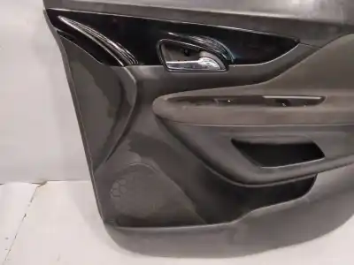 Автозапчасти б/у ОБИВКА ПЕРЕДНЕЙ ПРАВОЙ ДВЕРИ за OPEL MOKKA X Selective 140 CV / 103 KW ссылки OEM IAM 42458662  