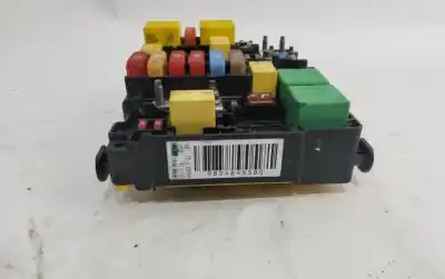 Peça sobressalente para automóvel em segunda mão caixa de fusíveis e relés por peugeot 308 style referências oem iam 9804848580
