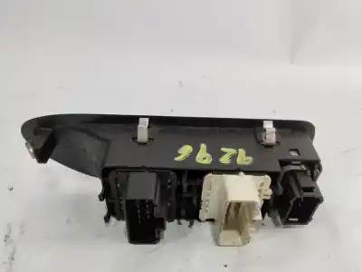 Автозапчасти б/у выключатель левого переднего окна за renault laguna ii (bg0) authentique ссылки oem iam 8200397299b  