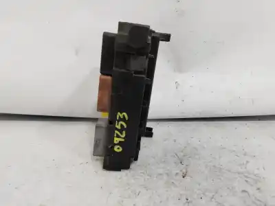 Pièce détachée automobile d'occasion BOÎTES À FUSIBLES pour PEUGEOT 307 BERLINA (S2)  Références OEM IAM 9661087080  