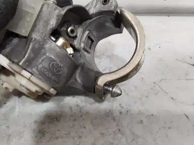 Peça sobressalente para automóvel em segunda mão  por TOYOTA AURIS  Referências OEM IAM N0502638639  