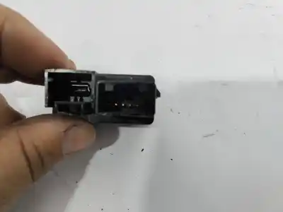 İkinci el araba yedek parçası elektronik modül için opel astra j (p10) 1.7 cdti (68) oem iam referansları 13360040   İkinci el araba yedek parçası elektronik modül için opel astra j (p10) 1.7 cdti (68) oem iam referansları 13360040