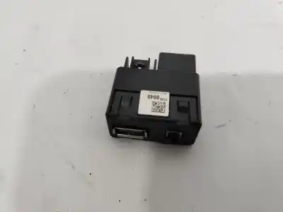 Pièce détachée automobile d'occasion  pour OPEL ASTRA J (P10)  Références OEM IAM 13360040  