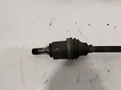 Pezzo di ricambio per auto di seconda mano trasmissione anteriore sinistra per opel corsa d catch me riferimenti oem iam   