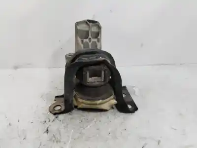 Second-hand car spare part right engine support for renault clio iii authentique 65 cv / 48 kw oem iam references 112847149r  