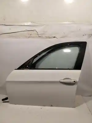 Peça sobressalente para automóvel em segunda mão porta da frente esquerda por bmw serie 3 berlina (e90) 318d referências oem iam 